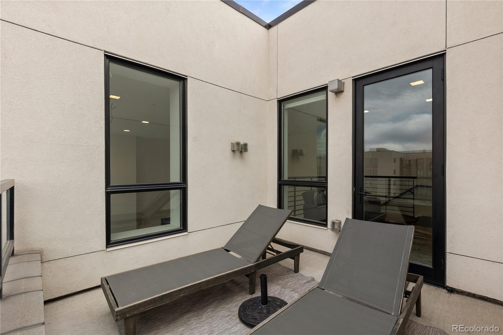 1735 Central Street Unit: 505