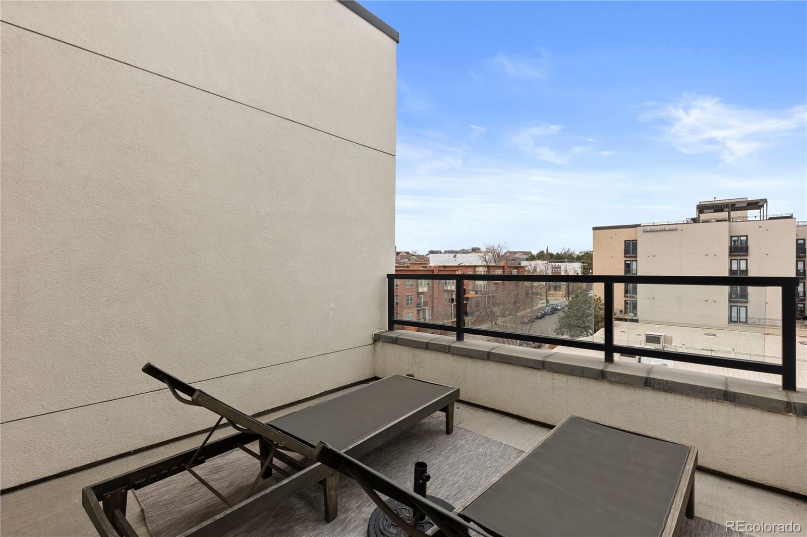 1735 Central Street Unit: 505