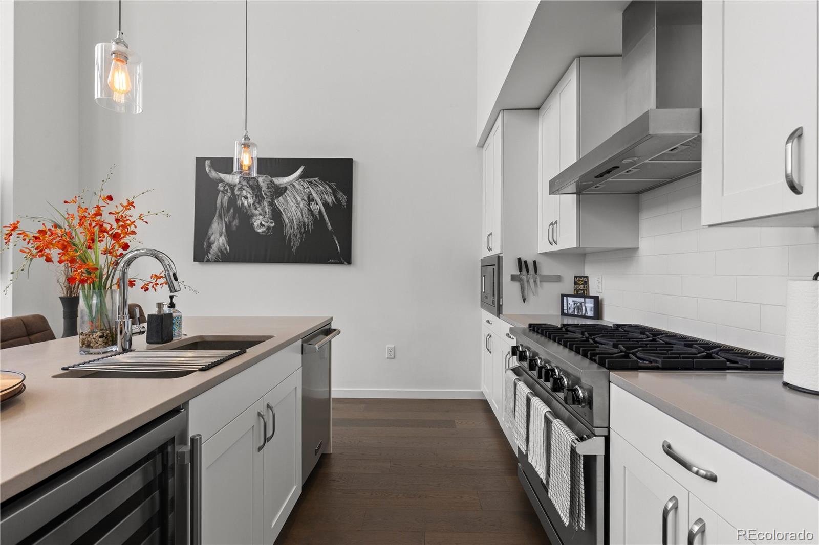 1735 Central Street Unit: 505