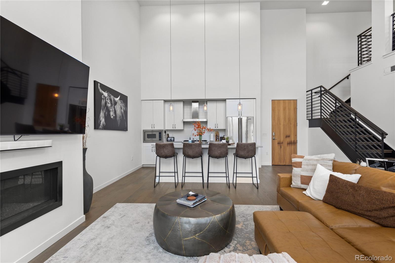 1735 Central Street Unit: 505