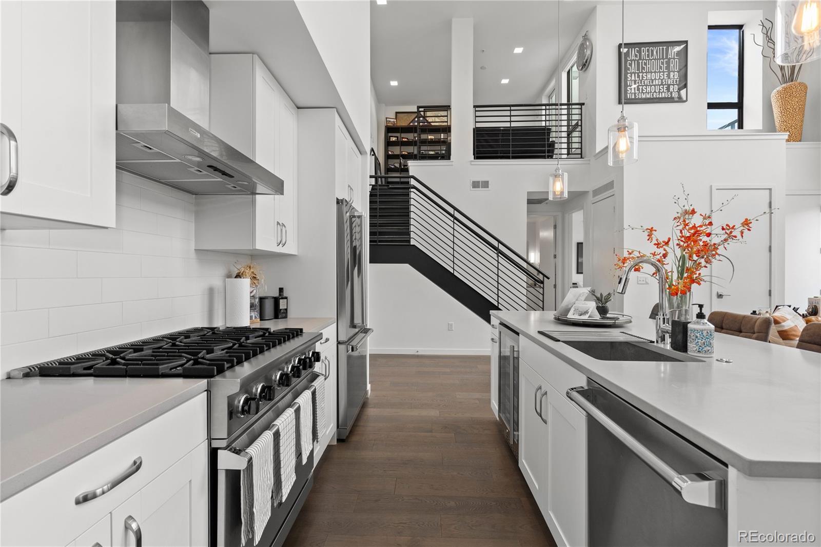 1735 Central Street Unit: 505