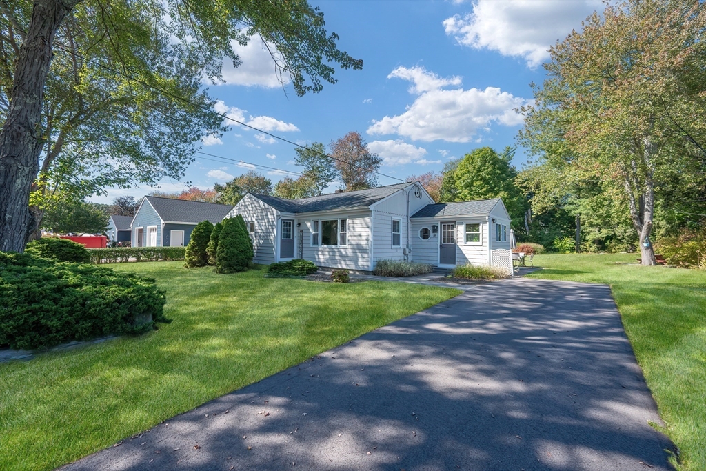 16 Raymond Hall Dr