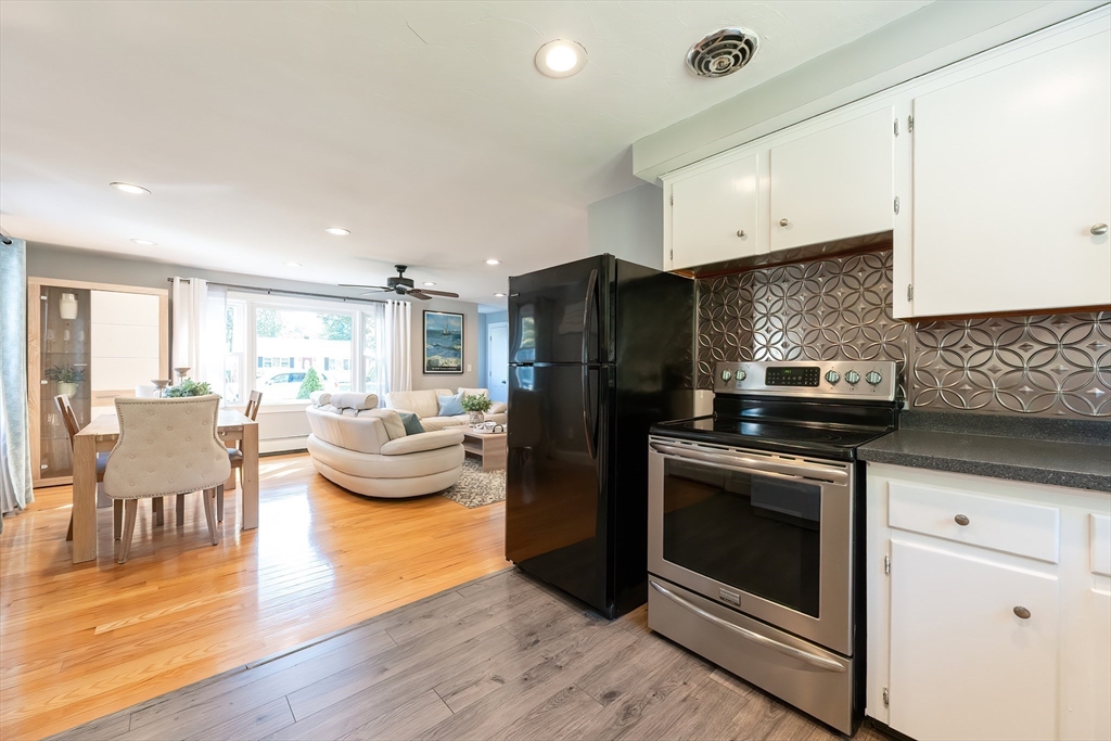 16 Raymond Hall Dr