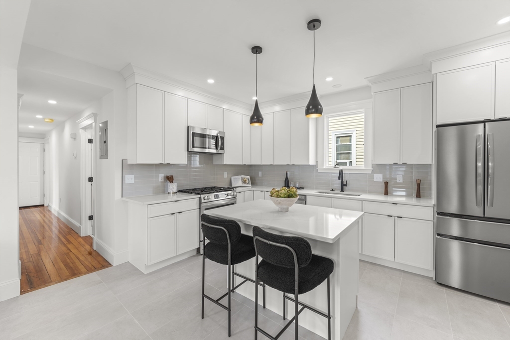 334 Centre St # 101