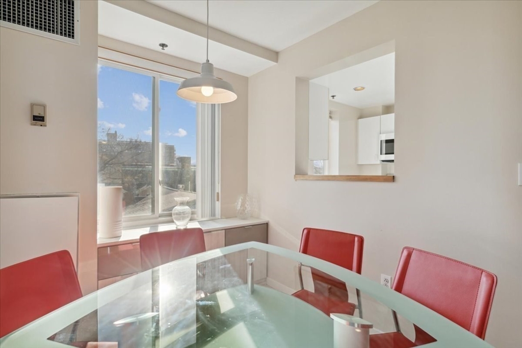 950 Massachusetts Ave # 417 Unit: #417