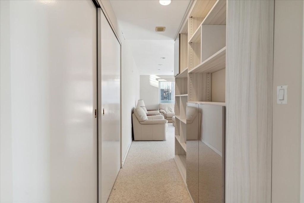 950 Massachusetts Ave # 417 Unit: #417