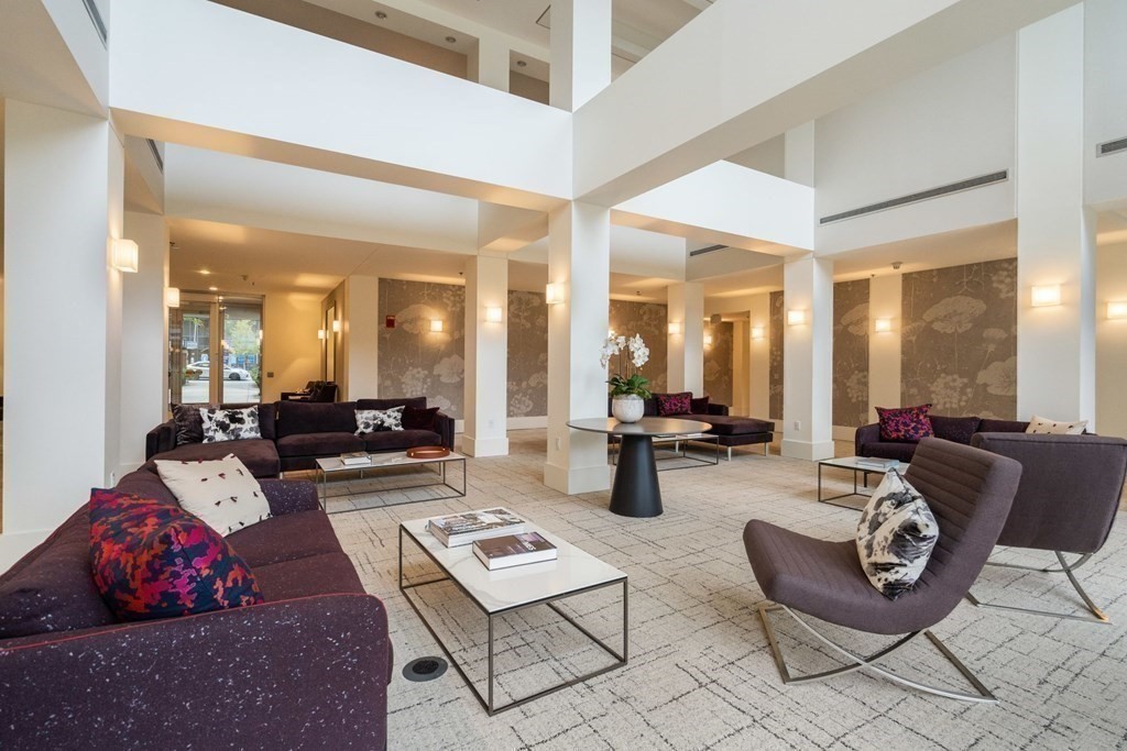 950 Massachusetts Ave # 417 Unit: #417