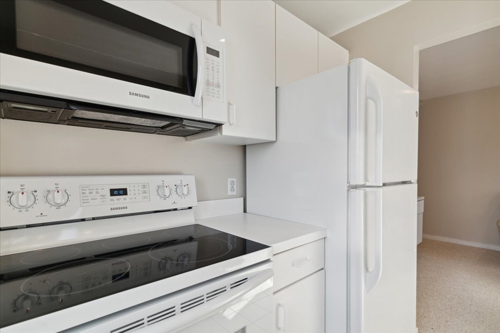 950 Massachusetts Ave # 417 Unit: #417