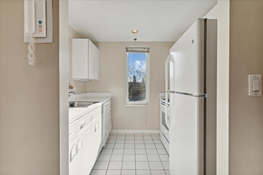950 Massachusetts Ave # 417 Unit: #417