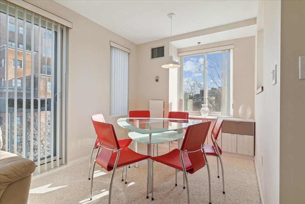 950 Massachusetts Ave # 417 Unit: #417