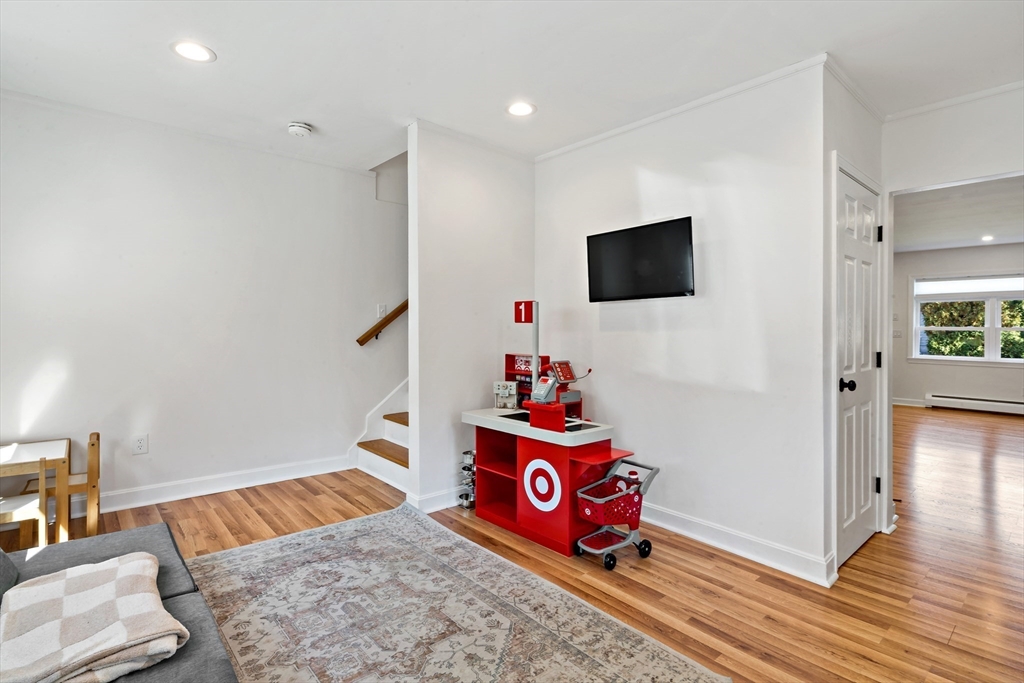 135 Grove Ave