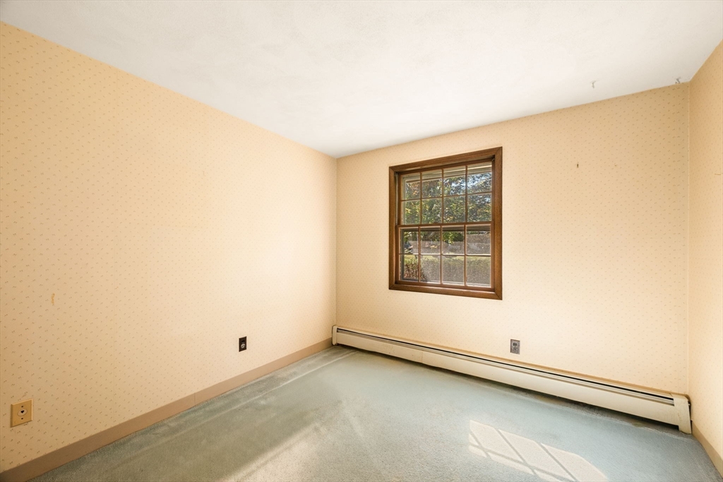 8 Intervale Ave