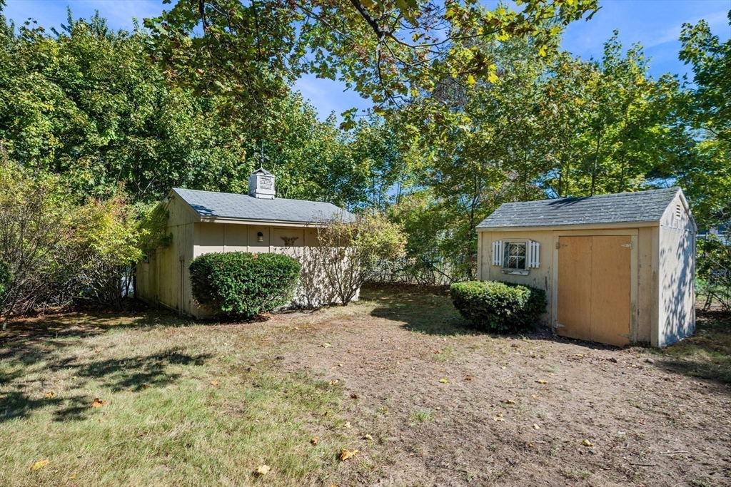 8 Intervale Ave
