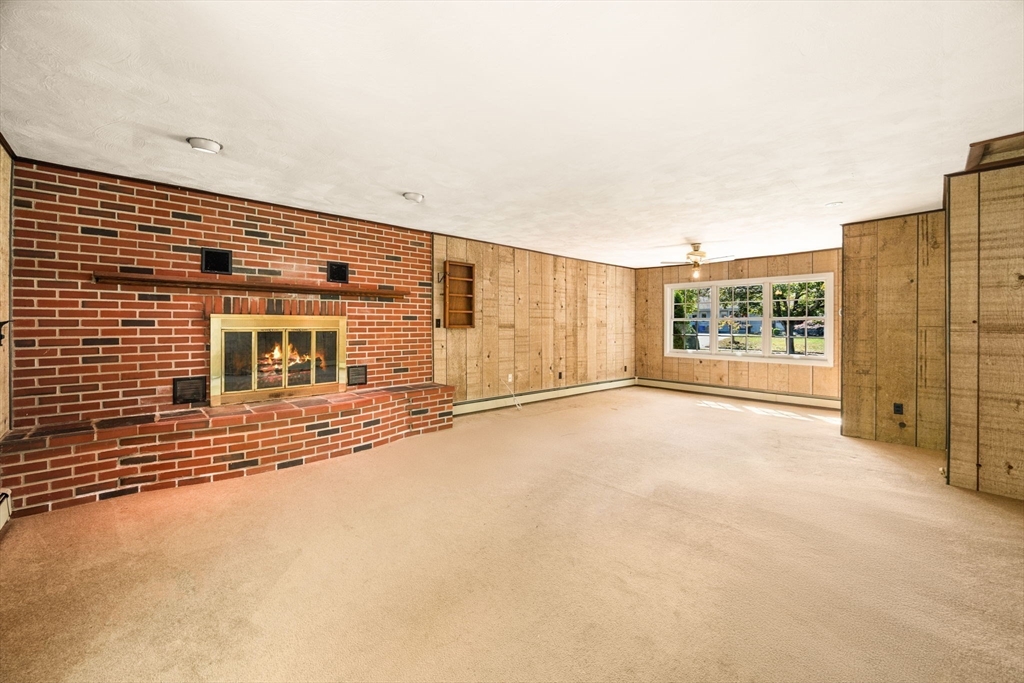 8 Intervale Ave