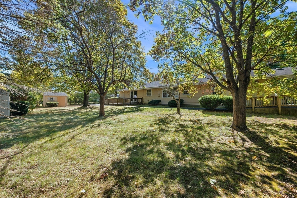8 Intervale Ave