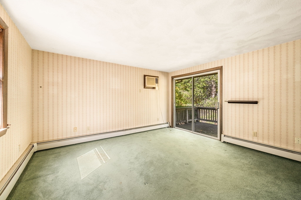 8 Intervale Ave