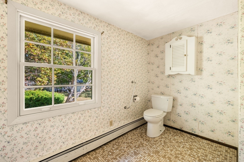 8 Intervale Ave