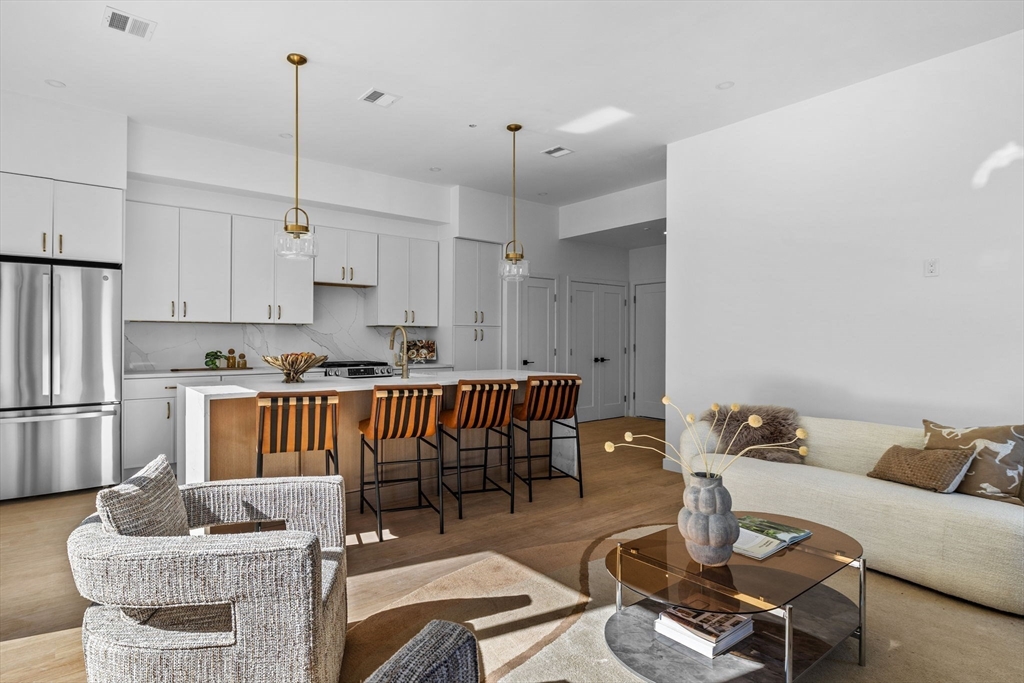 125 Addison Street # 309