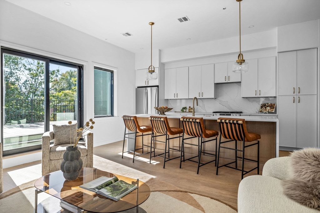 125 Addison Street # 309