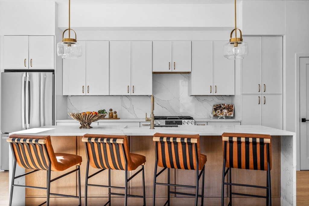 125 Addison Street # 309