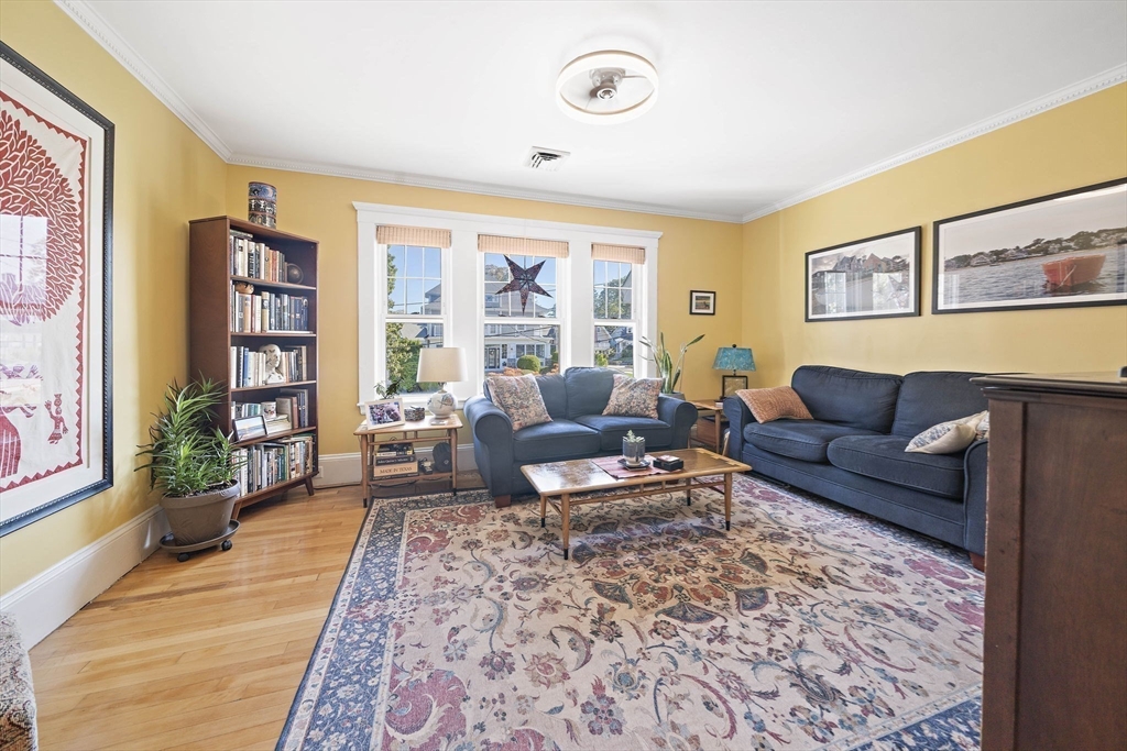 95 Monroe Rd # 2L