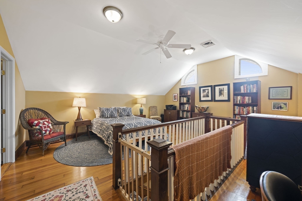 95 Monroe Rd # 2L