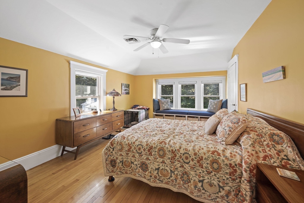 95 Monroe Rd # 2L