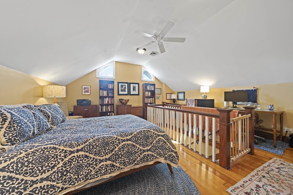 95 Monroe Rd # 2L