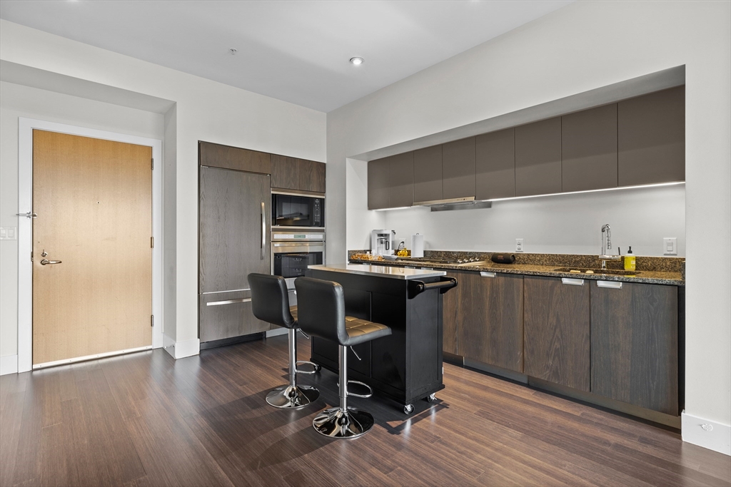 110 Stuart Street # 19A