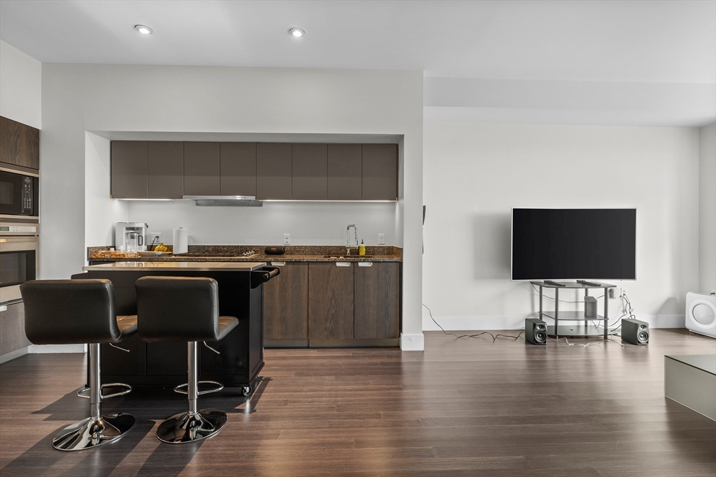 110 Stuart Street # 19A