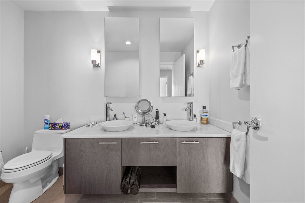 110 Stuart Street # 19A