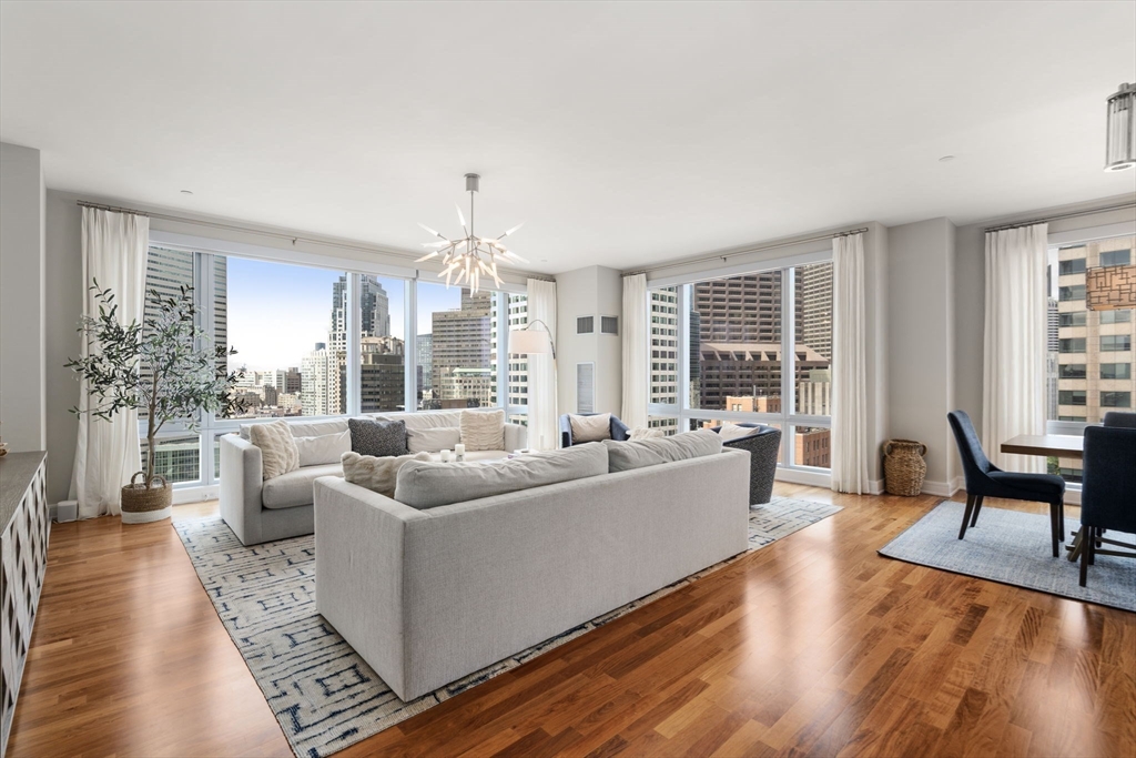 500 Atlantic Avenue # 19A