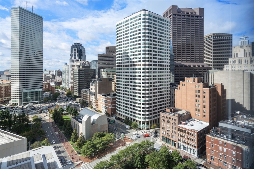 500 Atlantic Avenue # 19A