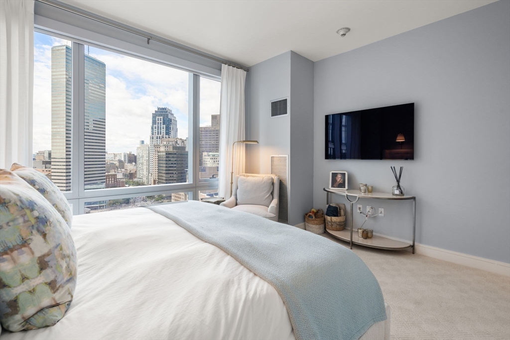 500 Atlantic Avenue # 19A