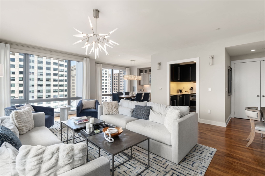 500 Atlantic Avenue # 19A