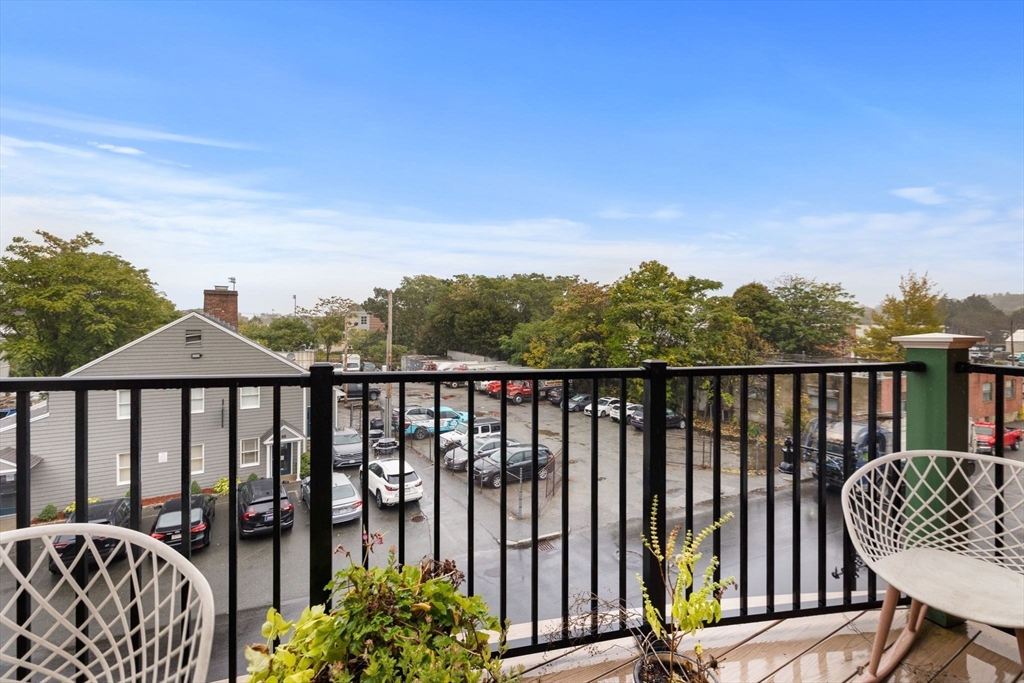 69 Foundry St # 310