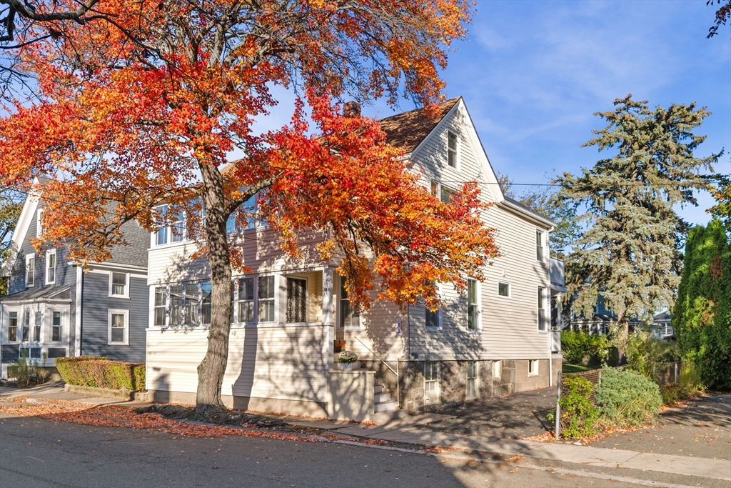 13 Highland Street