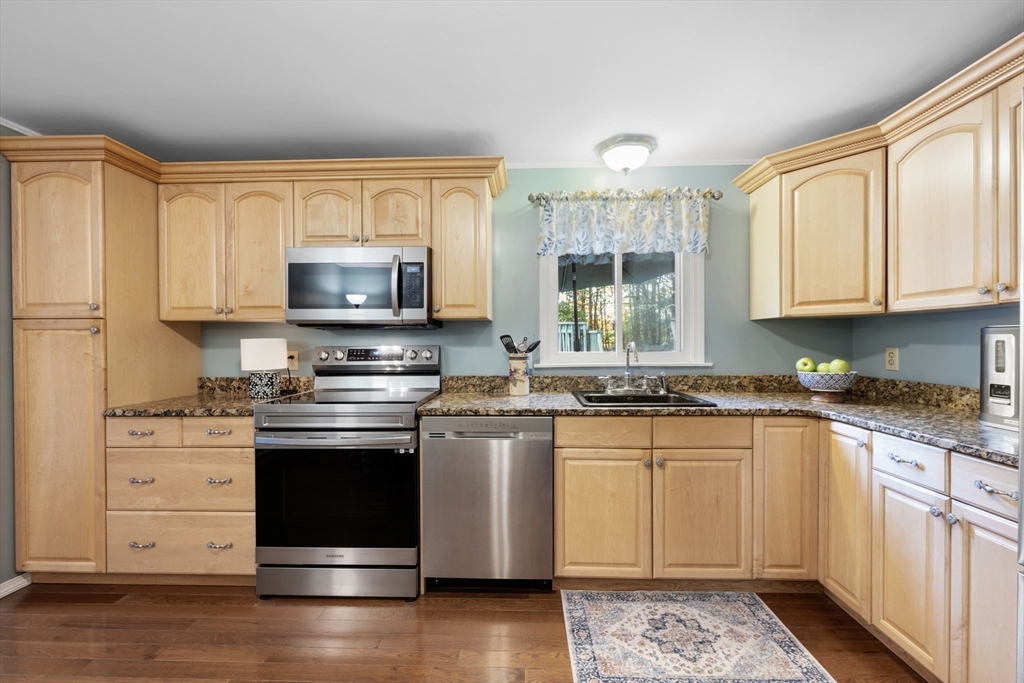 42 Breakneck Rd