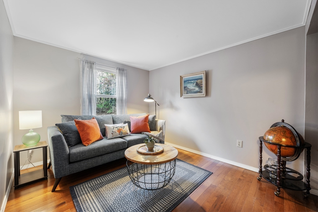 42 Breakneck Rd