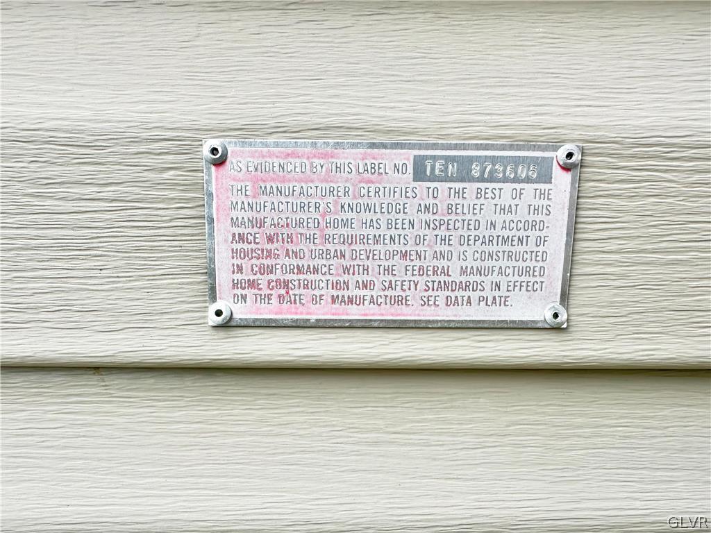 16 Woodland Lane