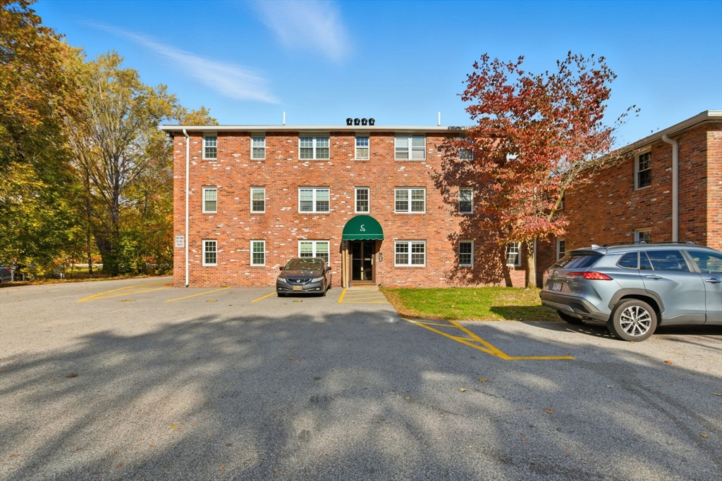 180 Tyngsboro # C3