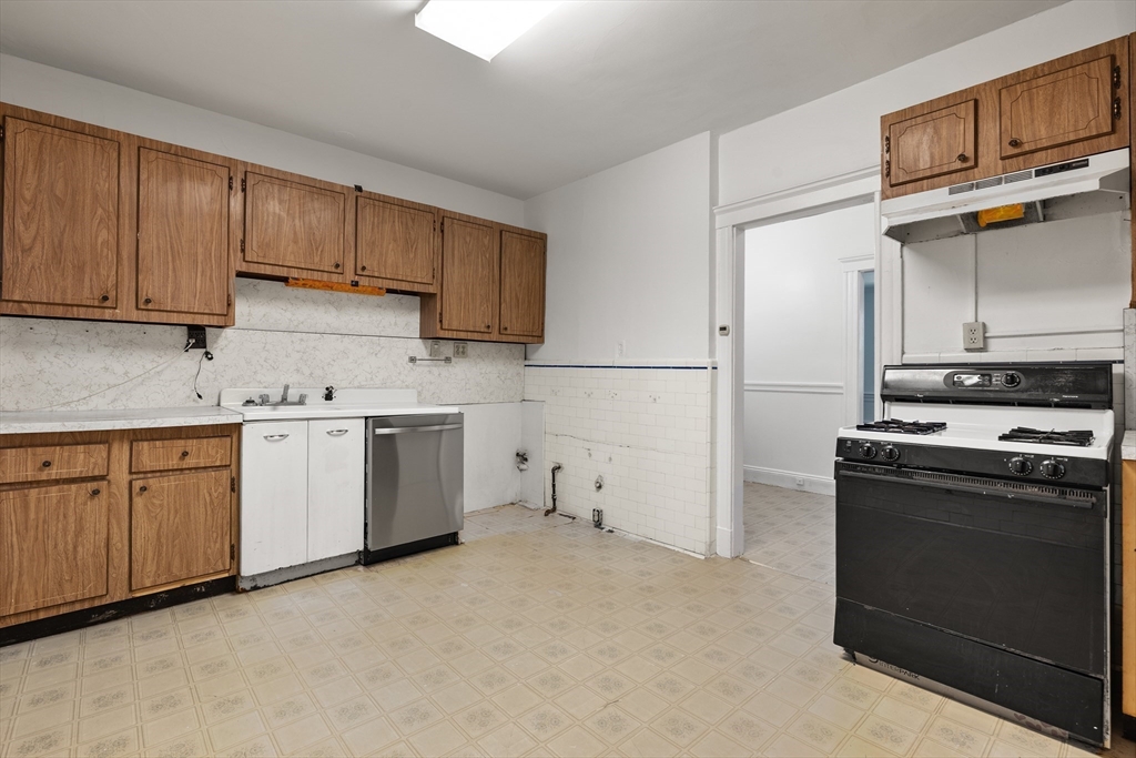 15-17 James St # 2