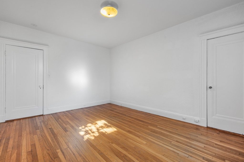 15-17 James St # 2
