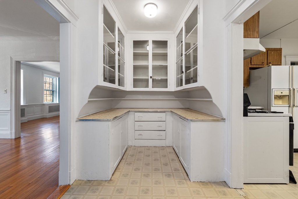 15-17 James St # 2