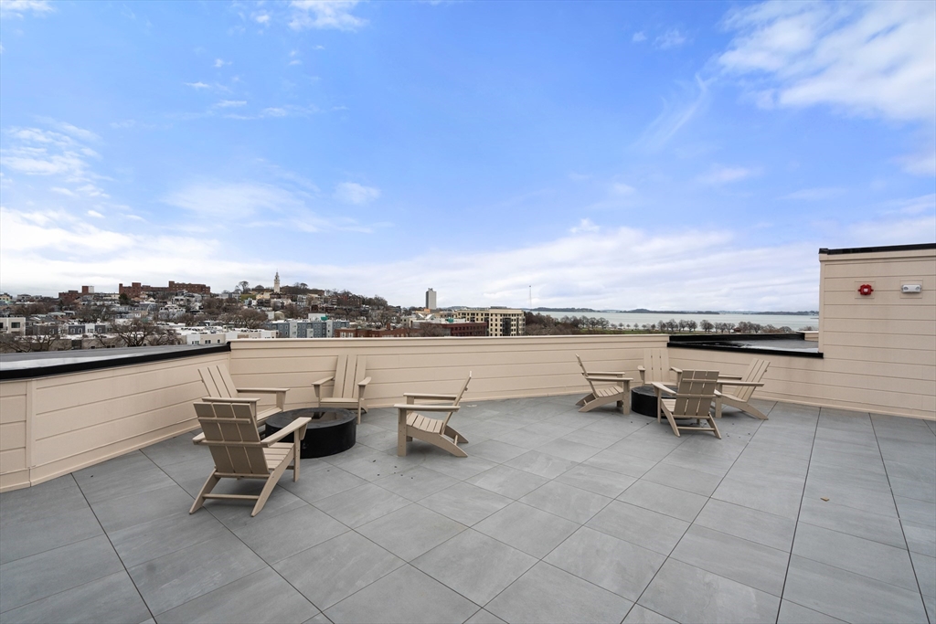 267 Old Colony # 404