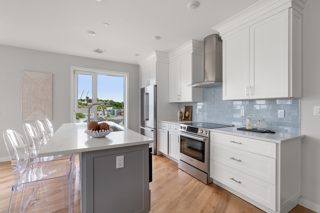 267 Old Colony # 404