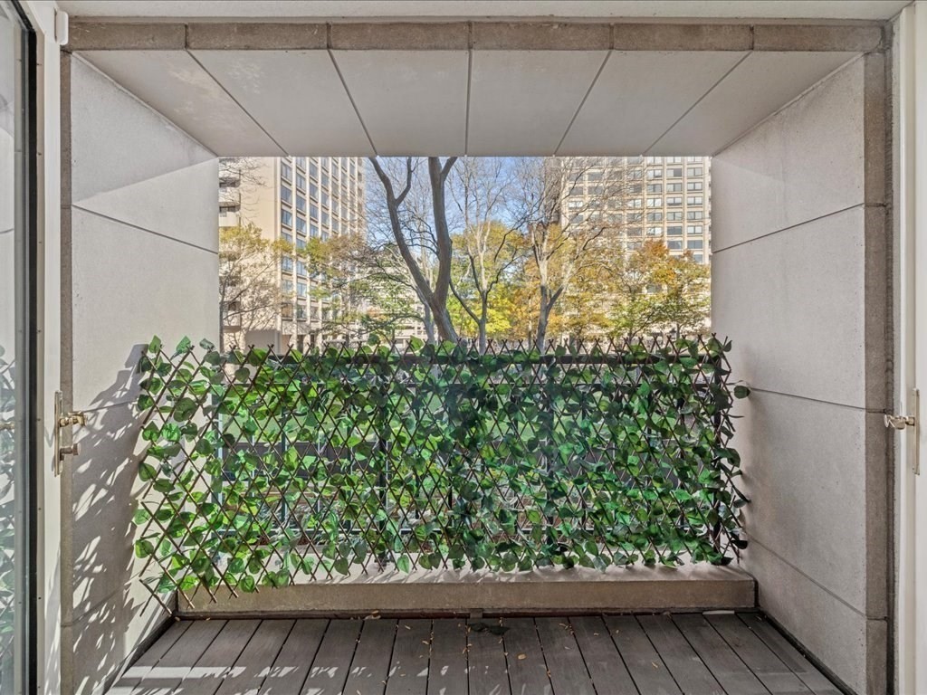 20 Rowes Wharf # 2 Unit: Townhouse 2