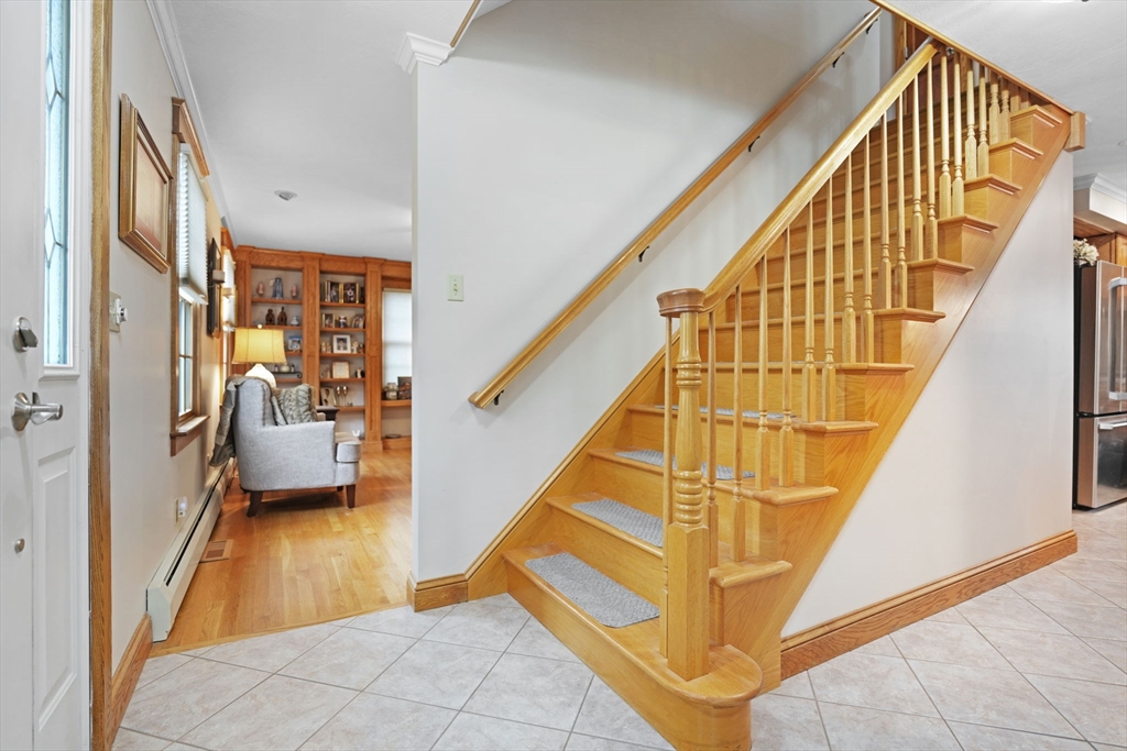 6 Walters Way