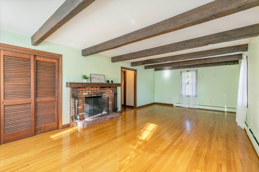 61 Folly Mill Rd