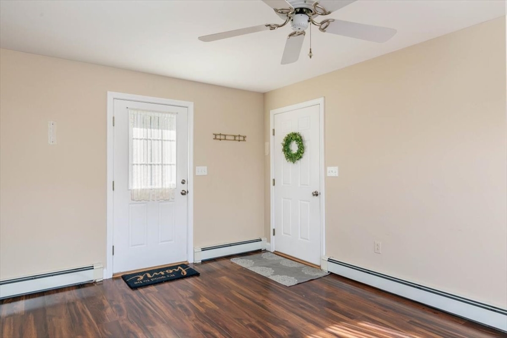 61 Folly Mill Rd